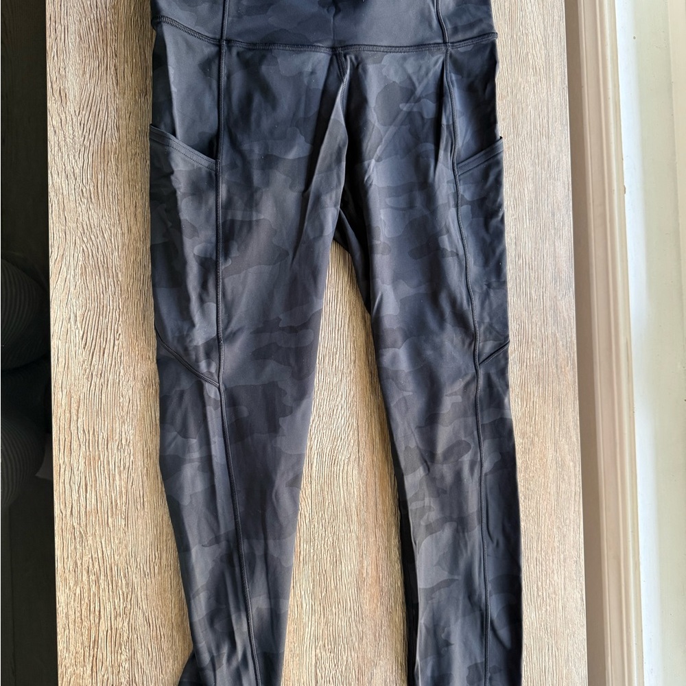 Lululemon Fast and Free High-Rise Crop II 23" - Picture 3 of 5